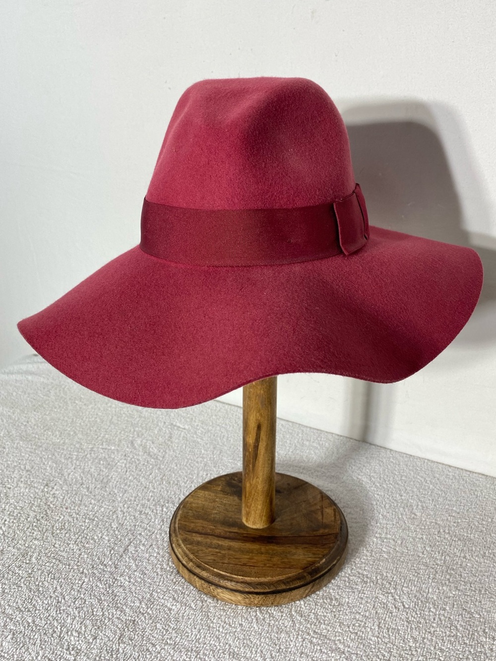 Brixton Raspberry Burgundy Wool Felt Wide Brim Floppy Hat W Grosgrain Band S
